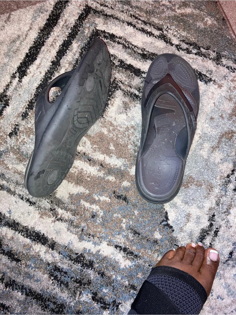 CROCS Black Dual Comfort Flip Sandal